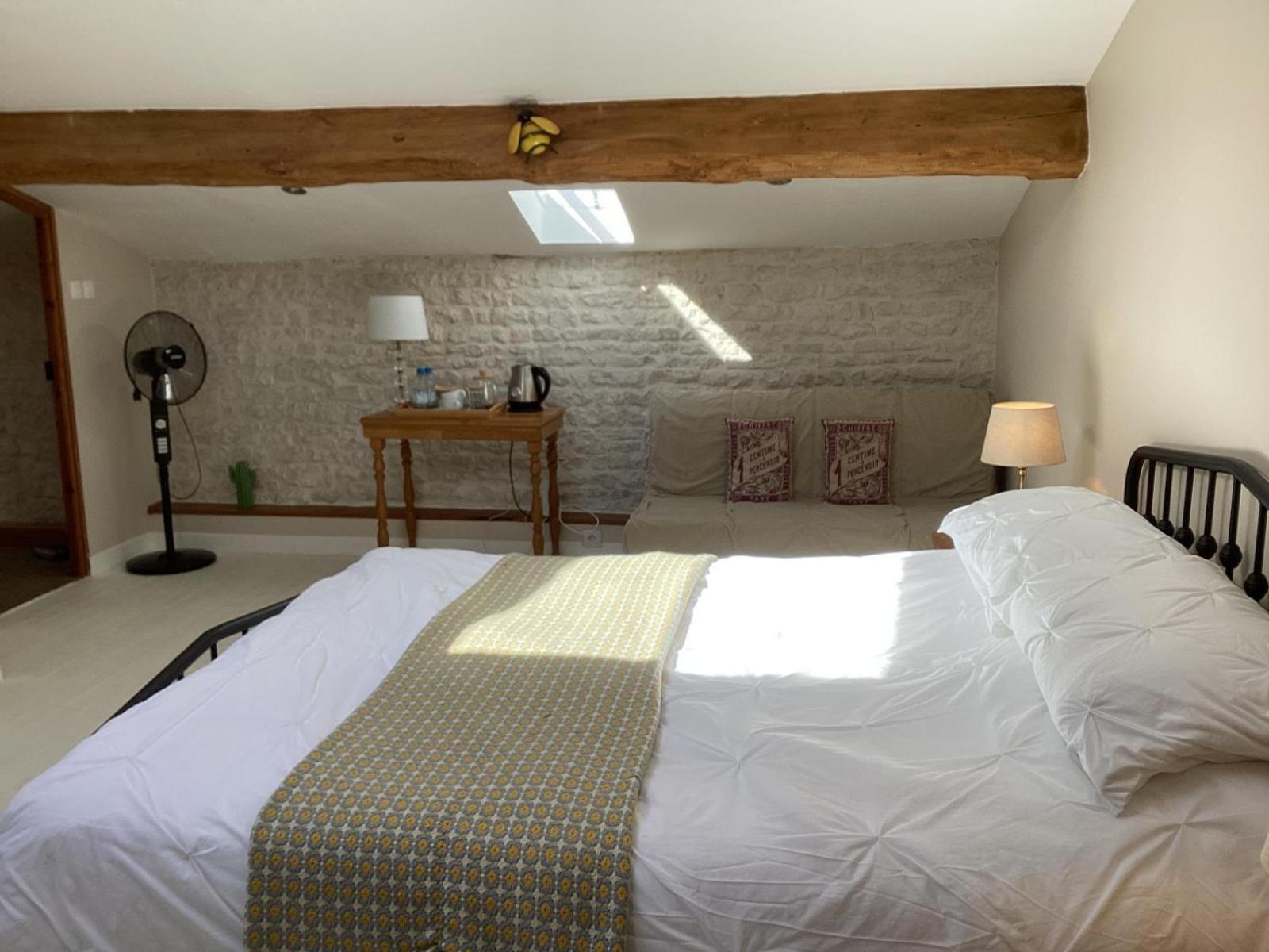 La Ruche Bed and Breakfast Paizay-Naudouin-Embourie Eksteriør billede